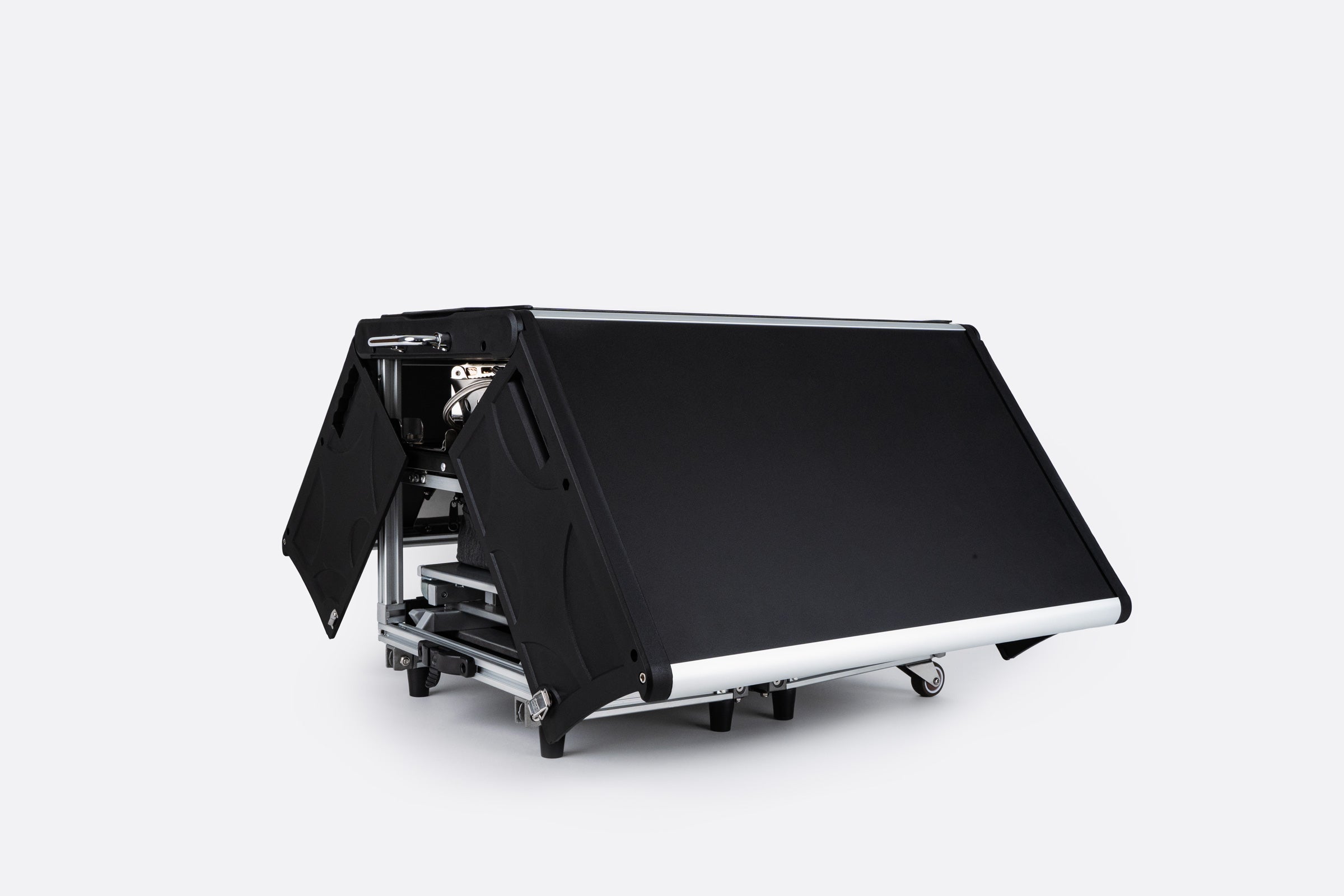 KitchenBox - напълно оборудвана къмпинг кухня