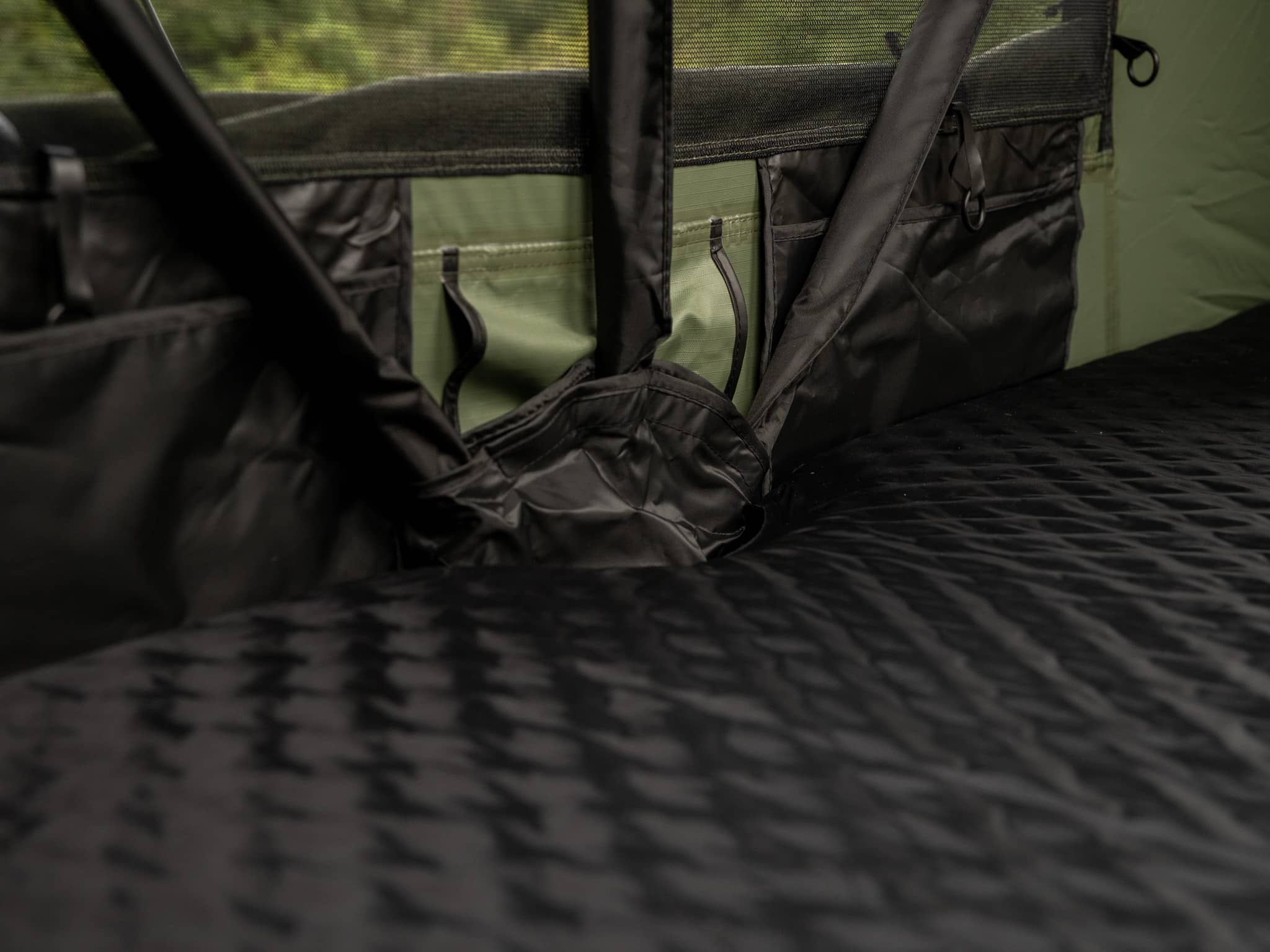 Самонадуваем матрак TentBox Lite XL (Mattress Topper)